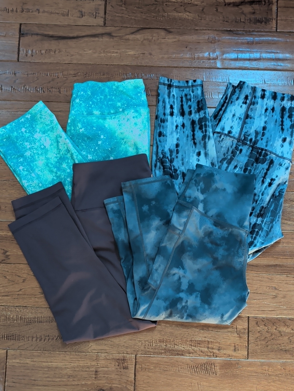 Old Navy Active Leggings Capri 4  in Teal, Blue, Purple